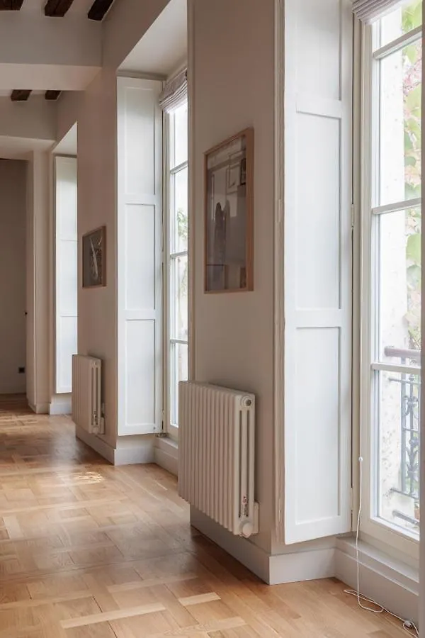 Appartement Luxe, Calme Et Verdure Pour 2 Parijs 0*,  Frankrijk